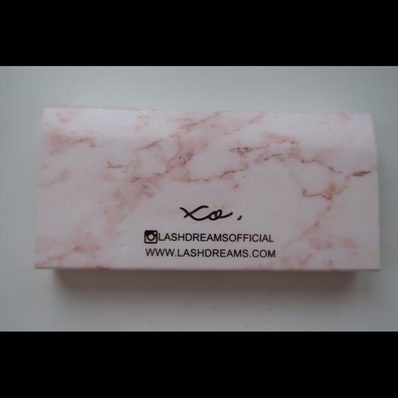 False Lashes - Picture 2 of 3